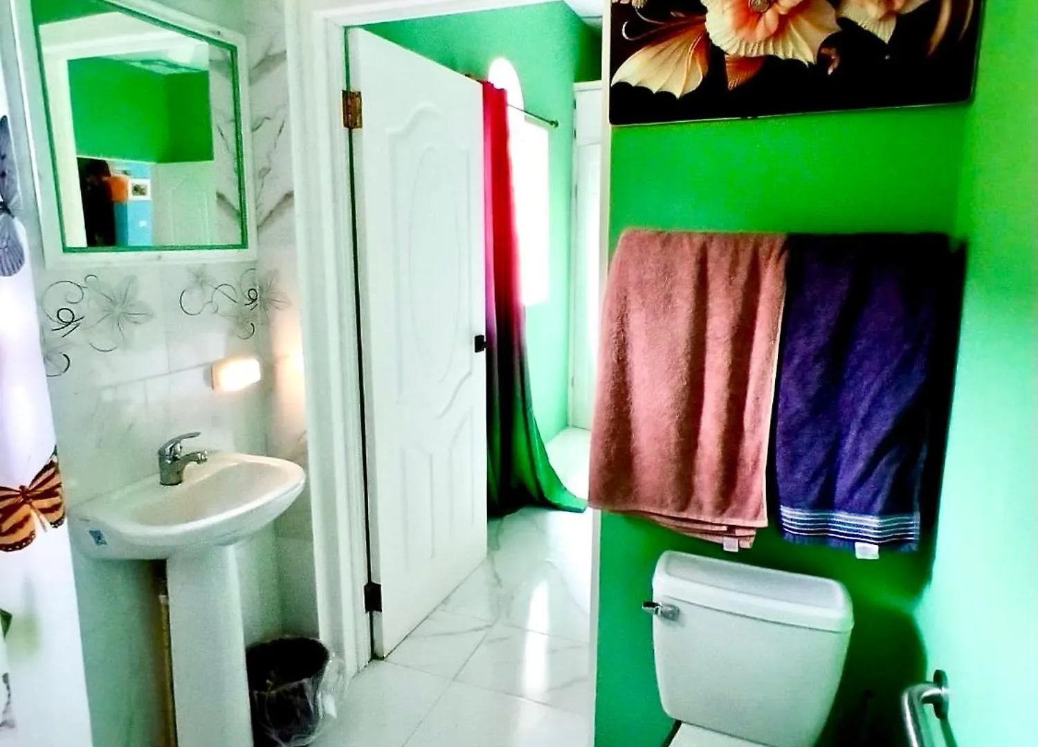 Habitación en casa particular Modern Oasis Near Dunns River Falls Saint Maryʼs